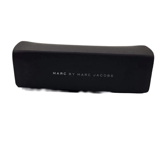 ETUI A LUNETTES SEMI RIGIDE NOIR MARC BY MARC JACOBS